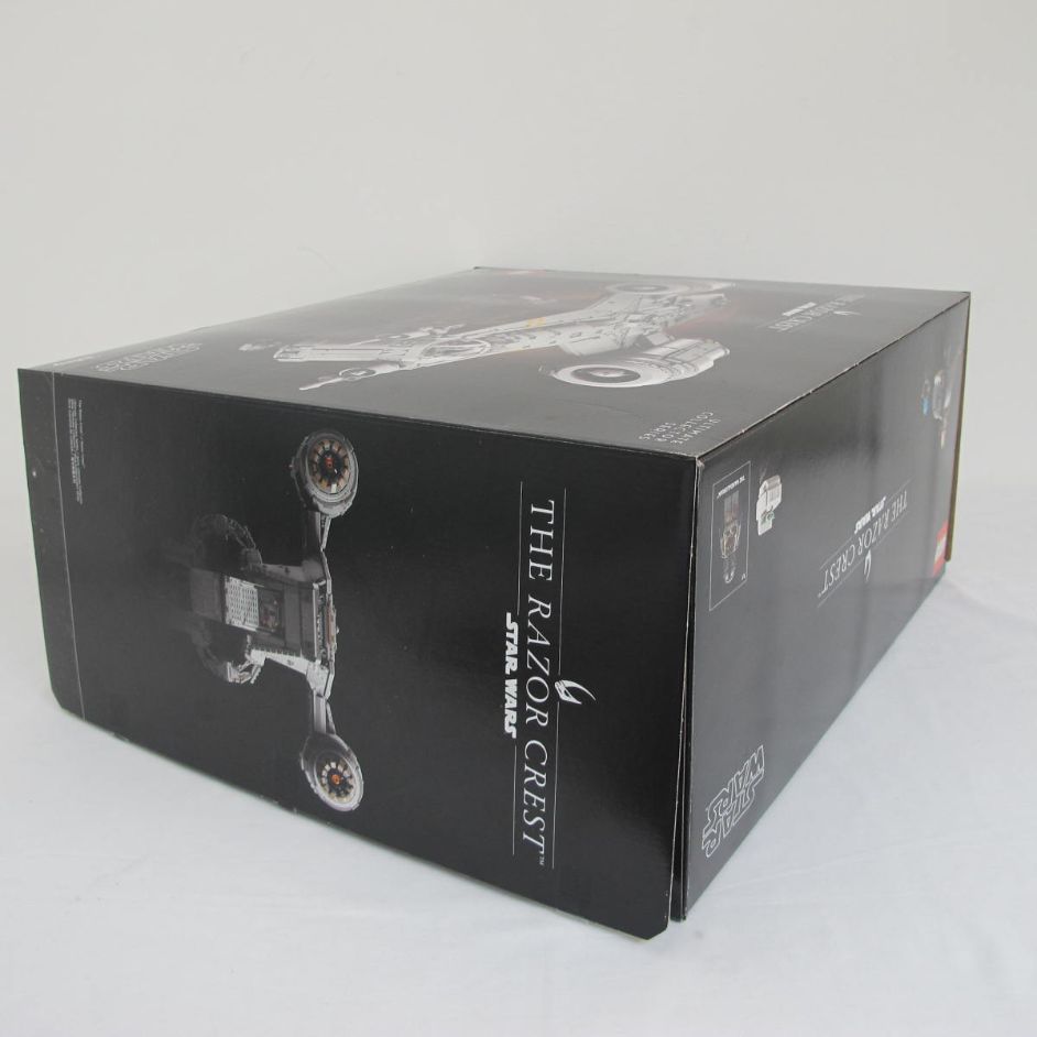 The Razor Crest - UCS. Complete with instructions and box - Image 13