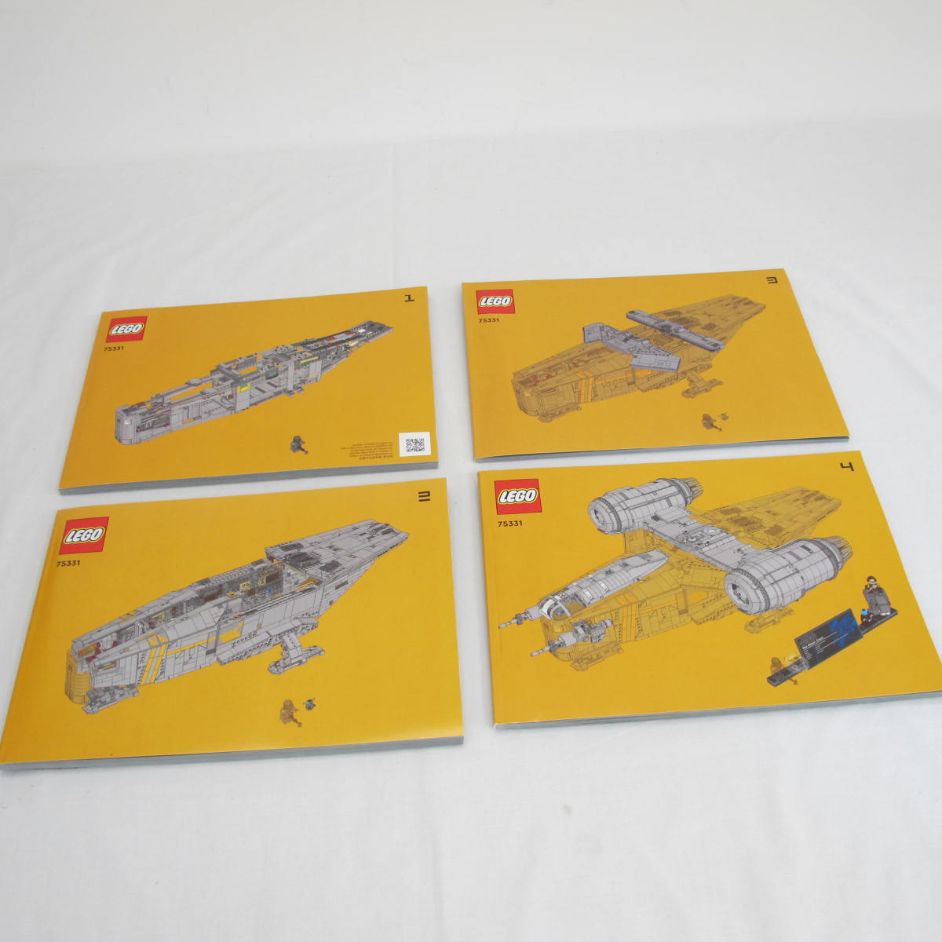 The Razor Crest - UCS. Complete with instructions and box - Image 15