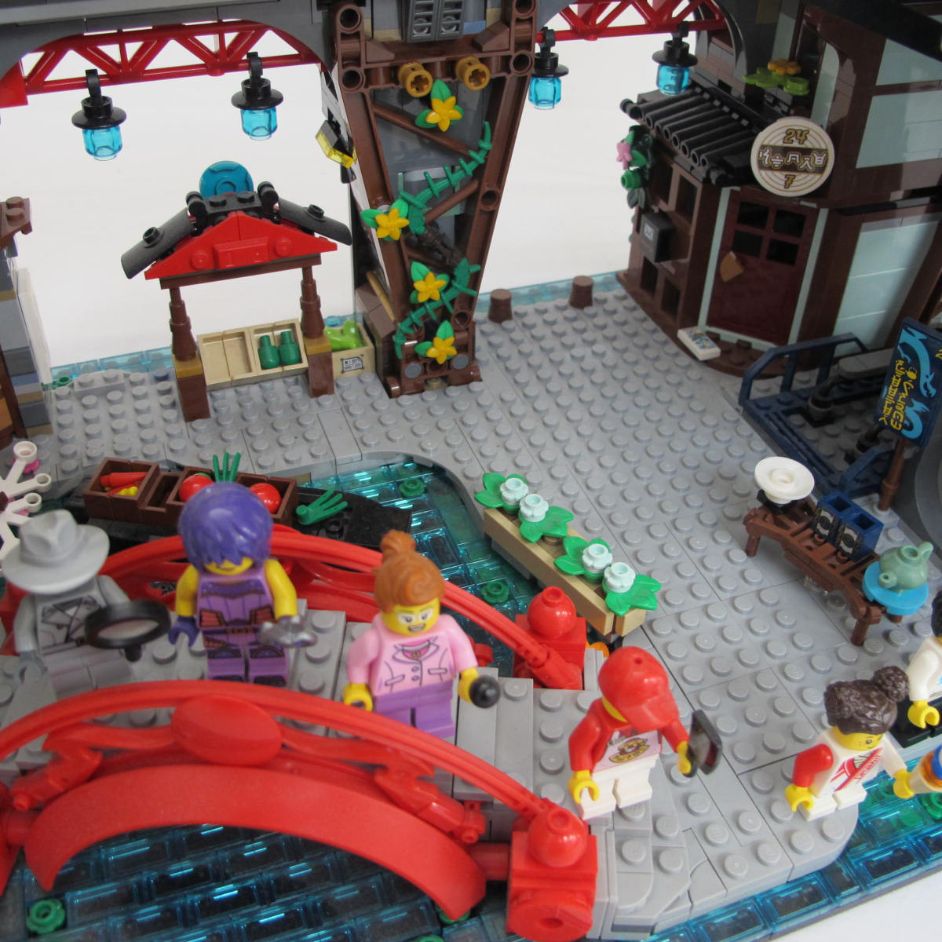 NINJAGO City Markets. Complete with instructions and box - Image 2