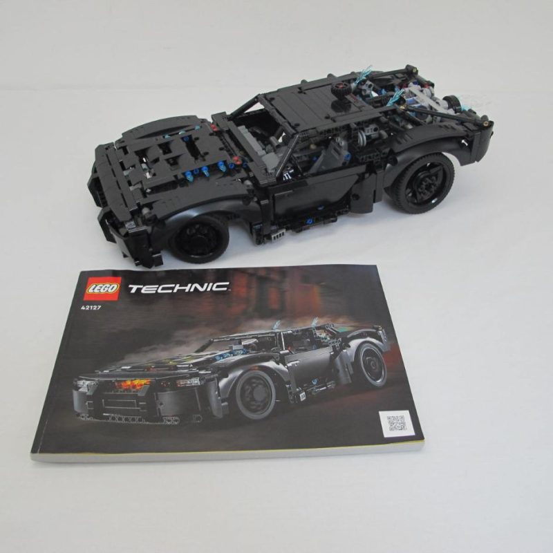 The Batman - Batmobile. Complete with instructions, no box