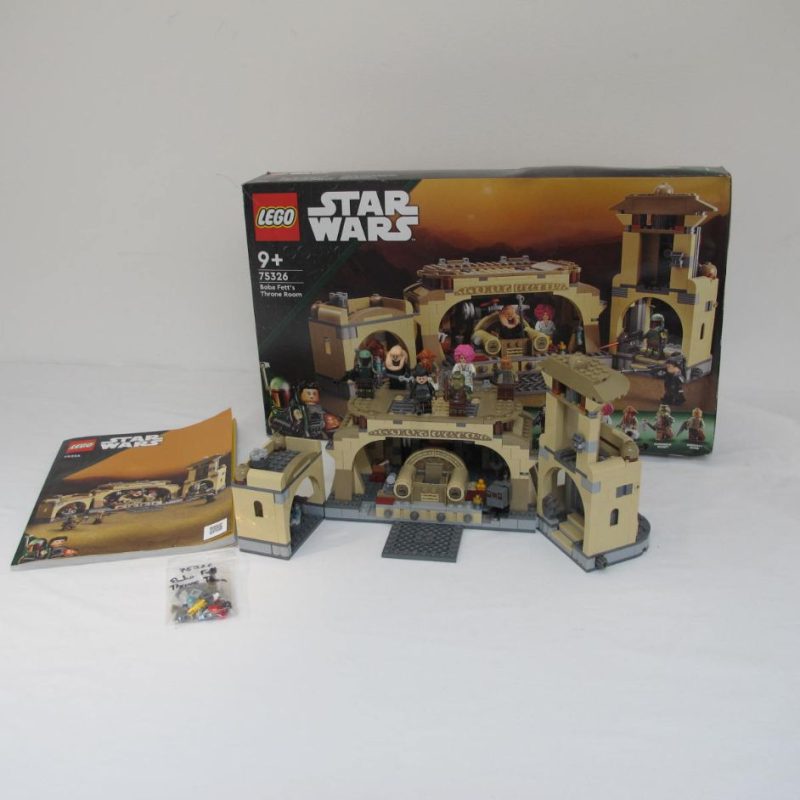Boba Fett's Throne Room. Complete with instructions and box