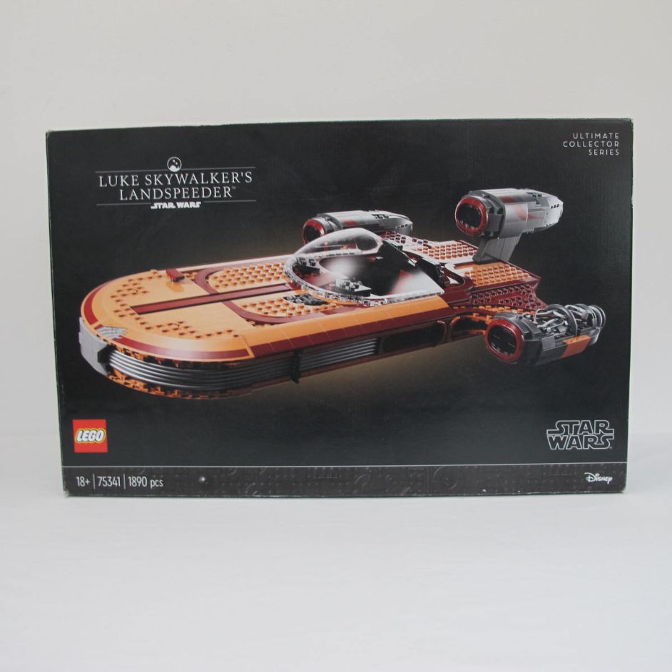 Luke Skywalker's Landspeeder - UCS. Complete with instructions and box - Image 9