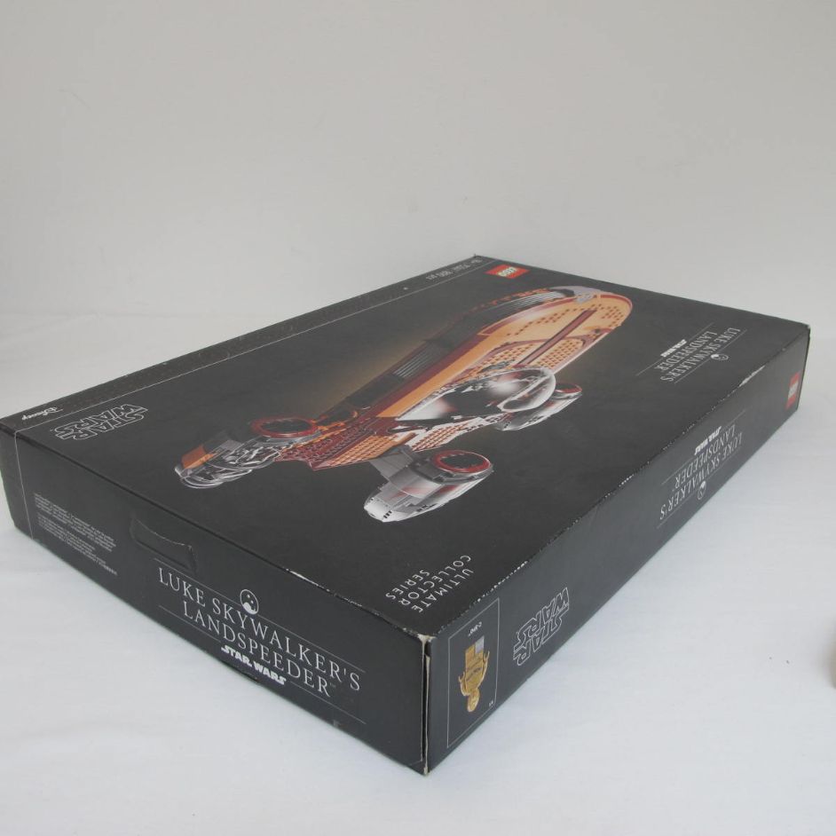 Luke Skywalker's Landspeeder - UCS. Complete with instructions and box - Image 11