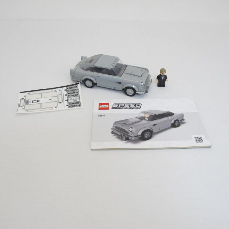 007 Aston Martin DB5. Complete with instructions, no box