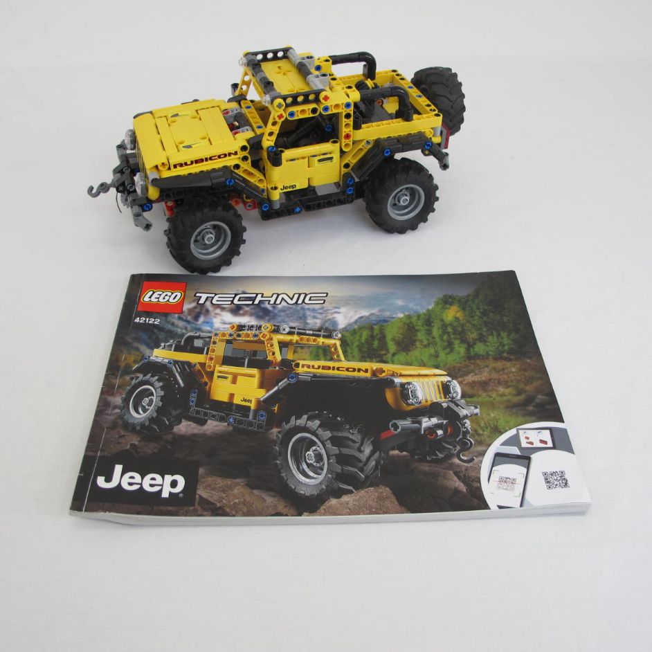 Jeep Wrangler. Complete with instructions, no box