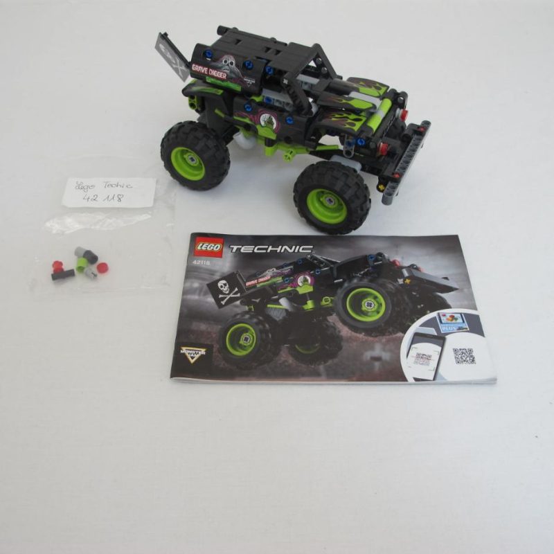 Monster Jam Grave Digger. Complete with instructions and box