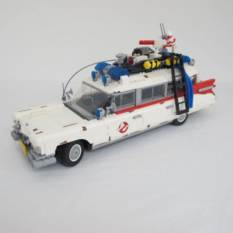 Ghostbusters ECTO-1. Complete without instructions, no box