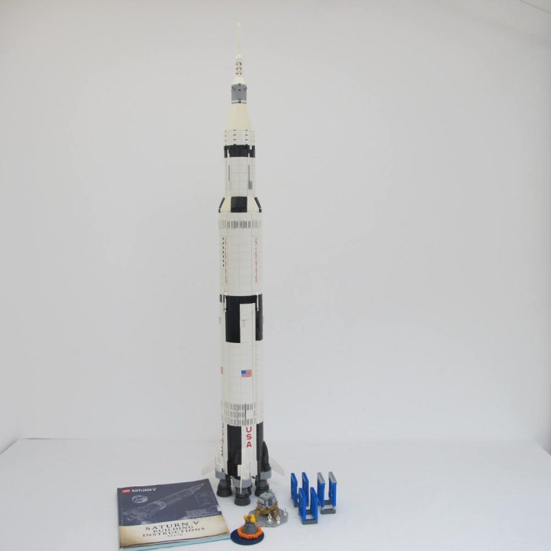 NASA Apollo Saturn V {Reissue}. Complete with instructions, no box