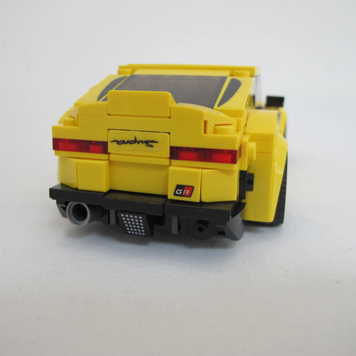 Toyota GR Supra. Incomplete with instructions and box - Image 3