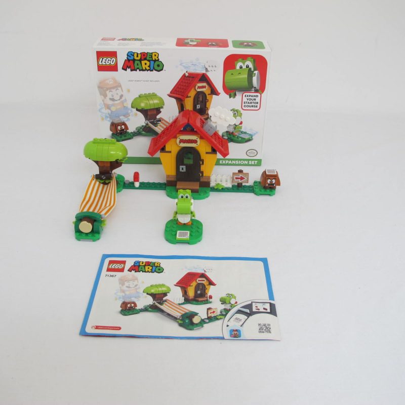 Mario's House & Yoshi - Expansion Set. Complete with instructions and box