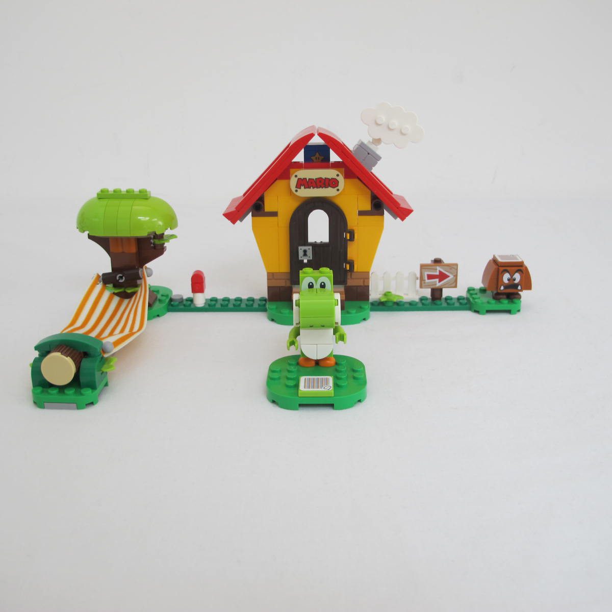 Mario's House & Yoshi - Expansion Set. Complete with instructions and box - Image 6
