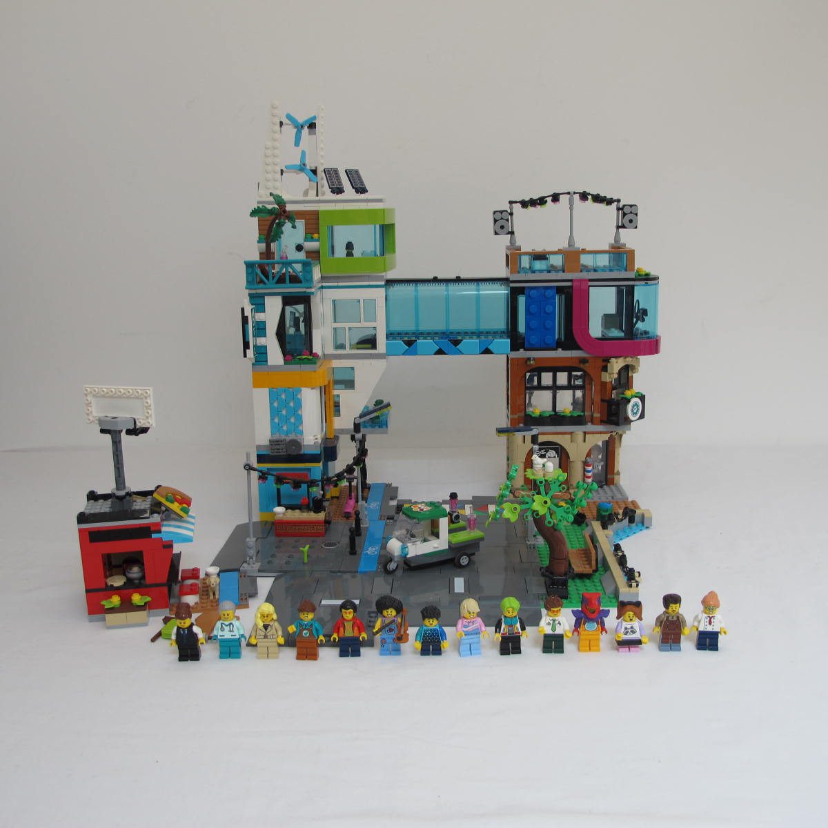 Downtown. Complete with instructions and box - Image 18