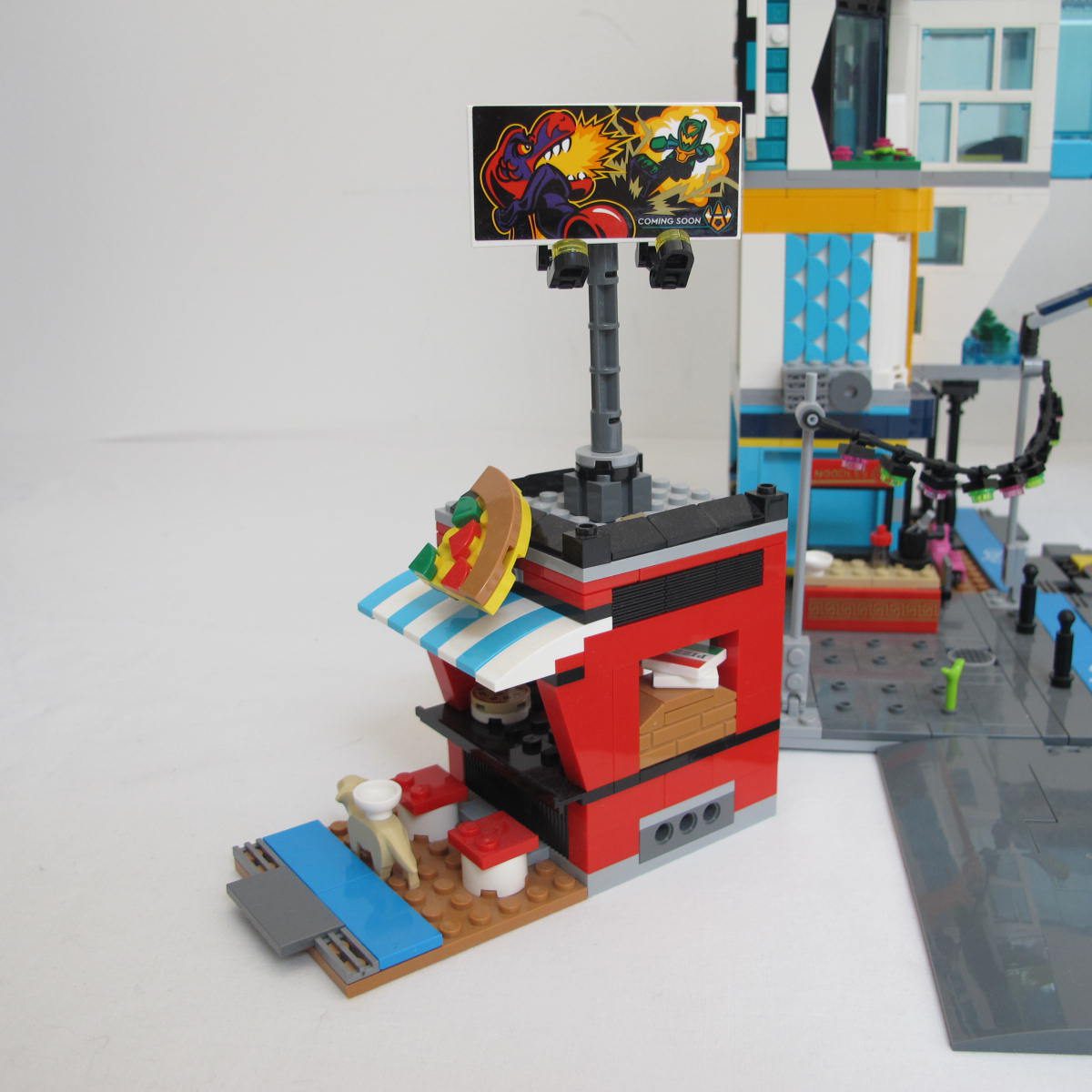 Downtown. Complete with instructions and box - Image 3