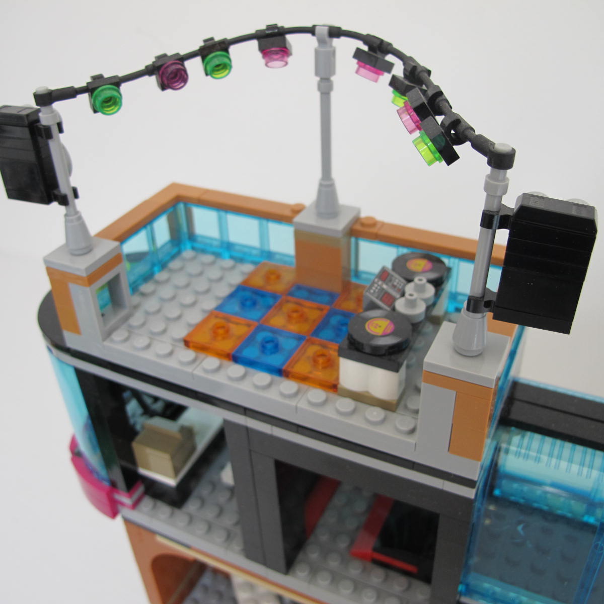 Downtown. Complete with instructions and box - Image 11
