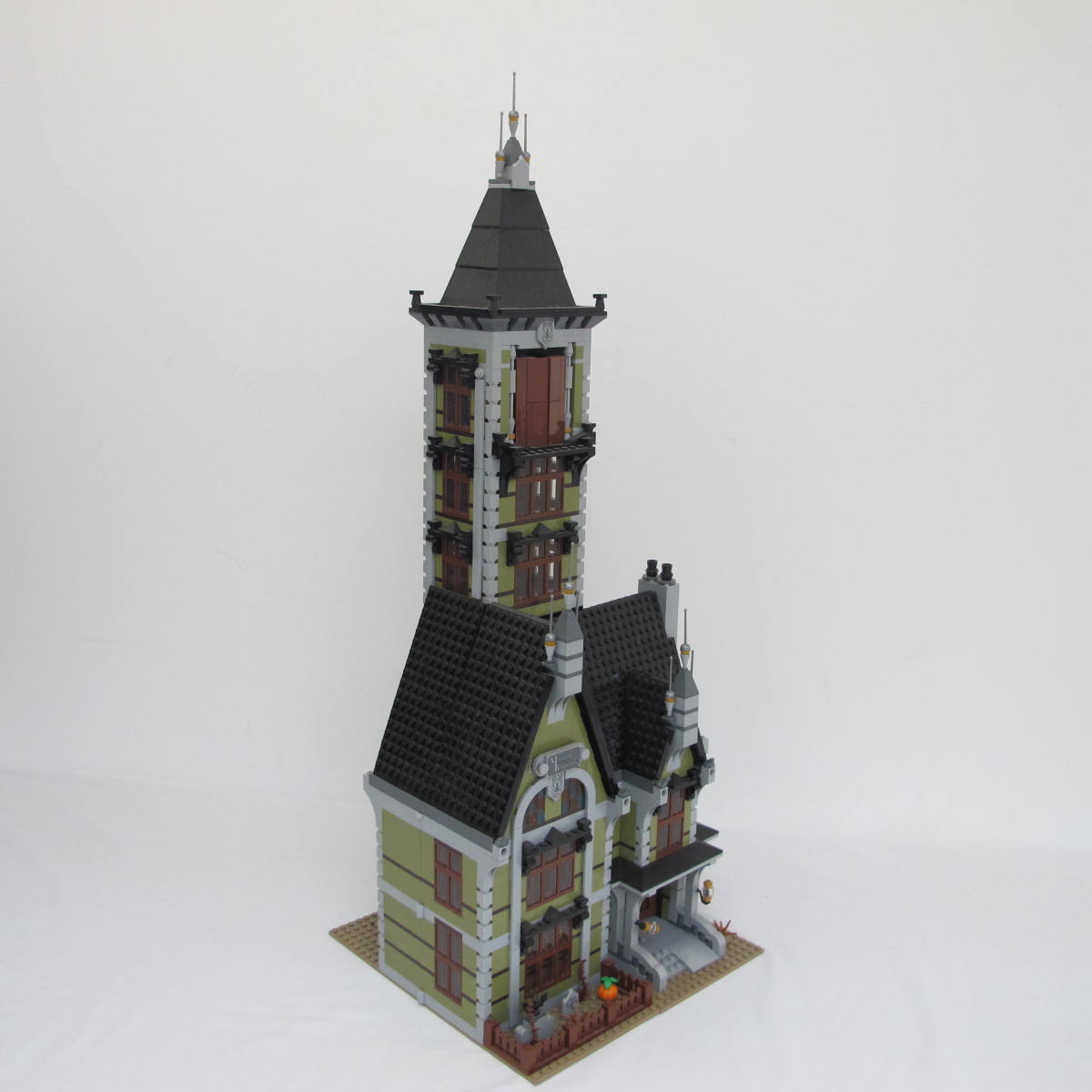 Haunted House. Complete with instructions and box - Image 14