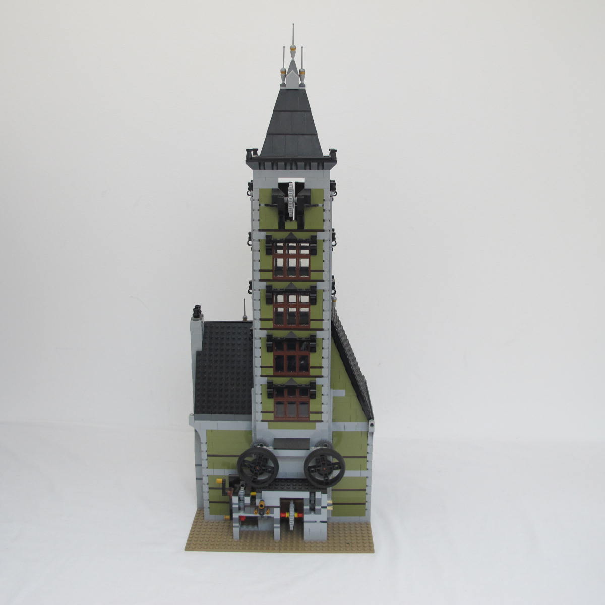 Haunted House. Complete with instructions and box - Image 15