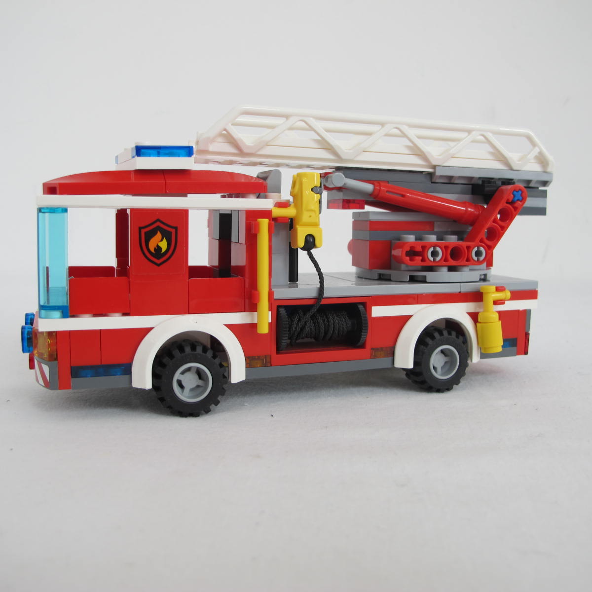 Fire Ladder Truck. Complete with instructions, no box - Image 8
