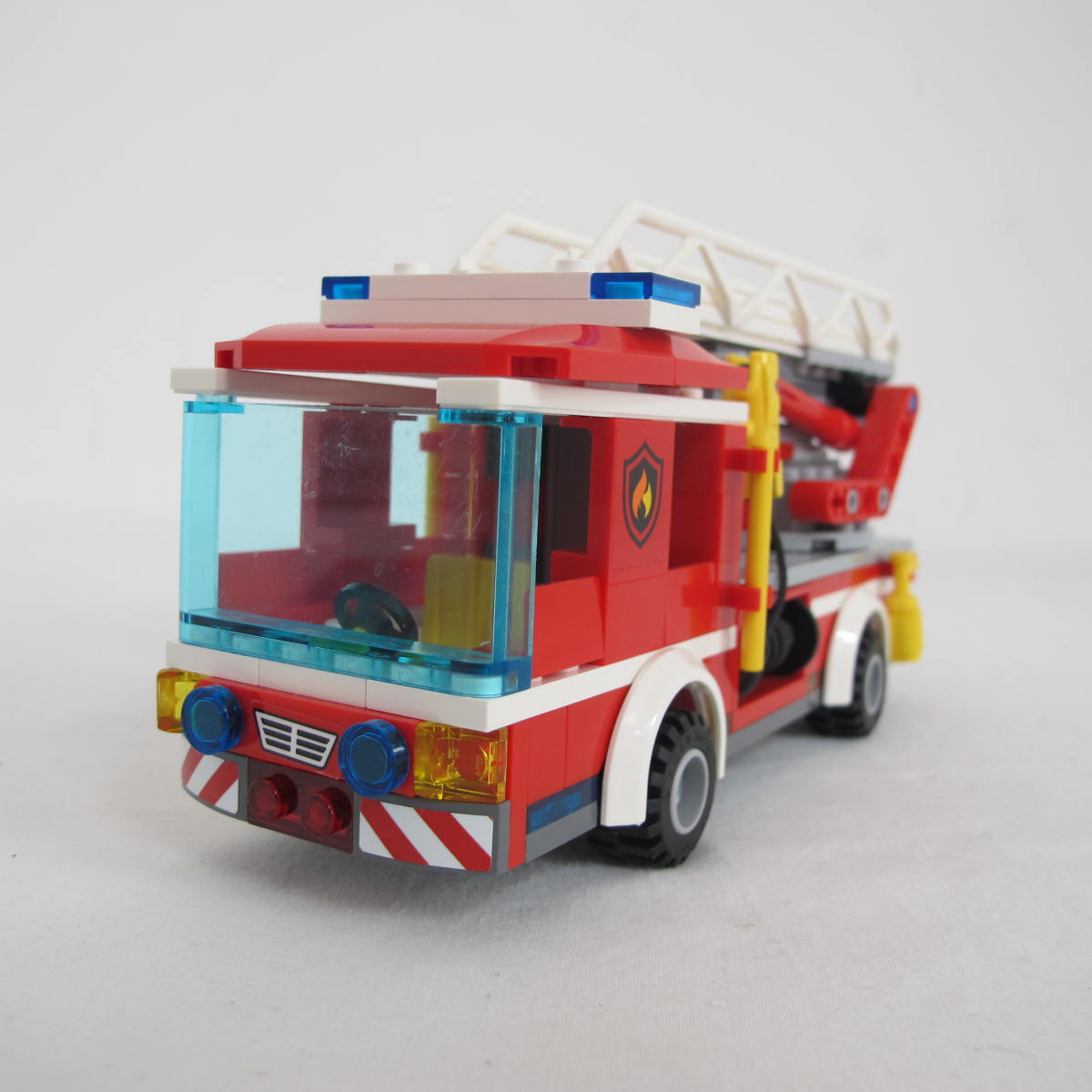 Fire Ladder Truck. Complete with instructions, no box - Image 9