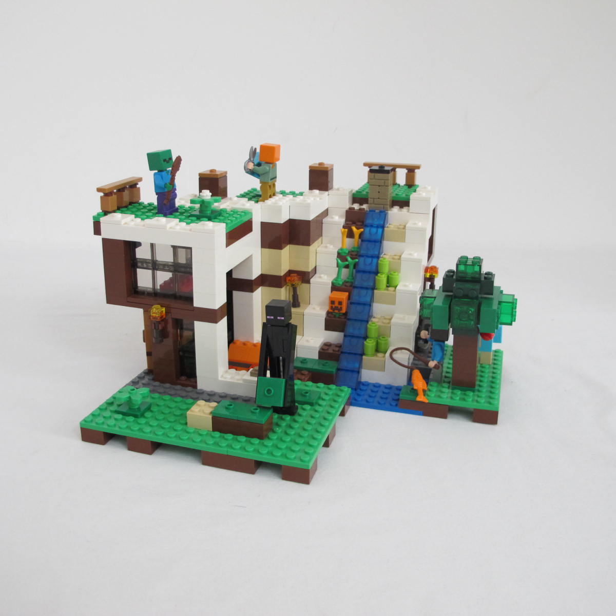 The Waterfall Base. Complete without instructions and box - Image 6
