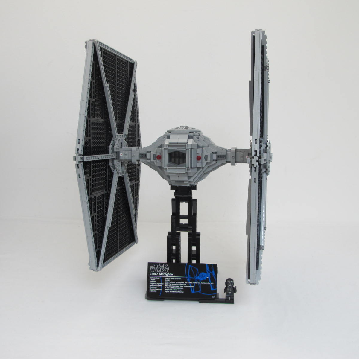 TIE Fighter - UCS. Complete with instructions and box - Image 4