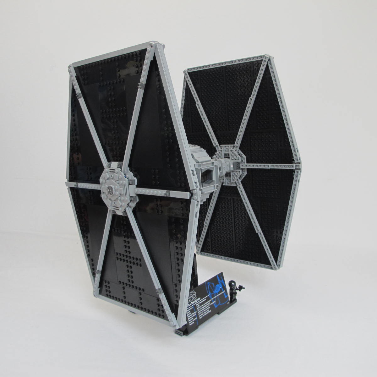 TIE Fighter - UCS. Complete with instructions and box - Image 8