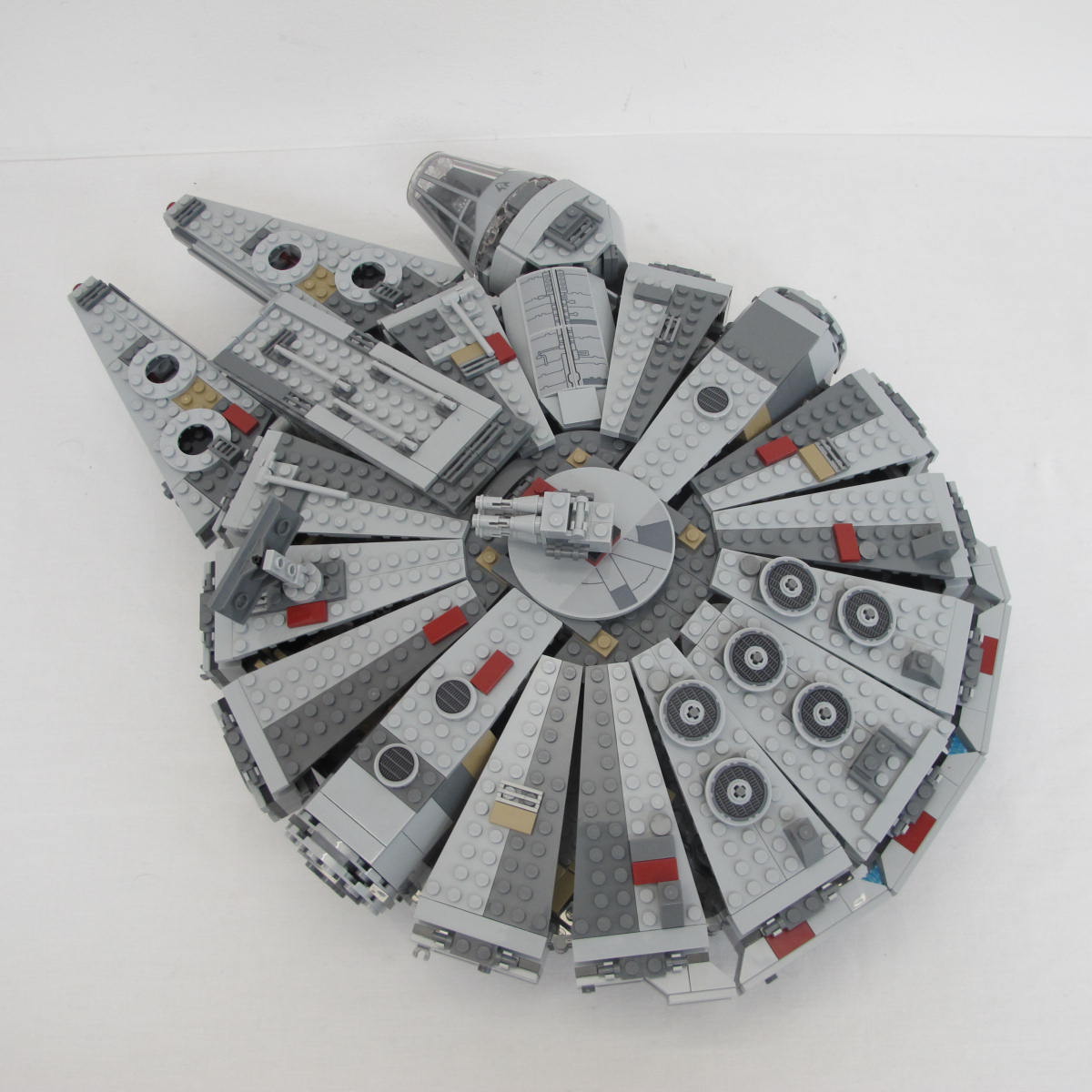 Millennium Falcon. Complete with instructions and box - Image 12
