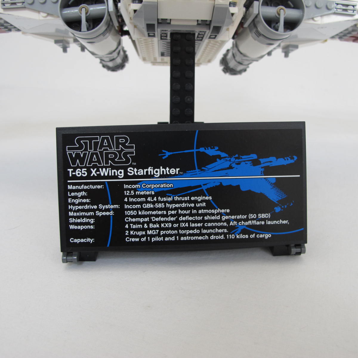 Red Five X-wing Starfighter - UCS. Complete with instructions and box - Image 5
