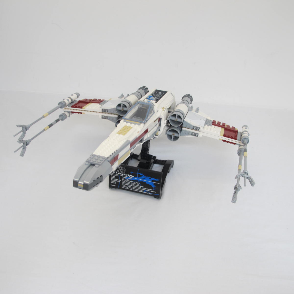 Red Five X-wing Starfighter - UCS. Complete with instructions and box - Image 9
