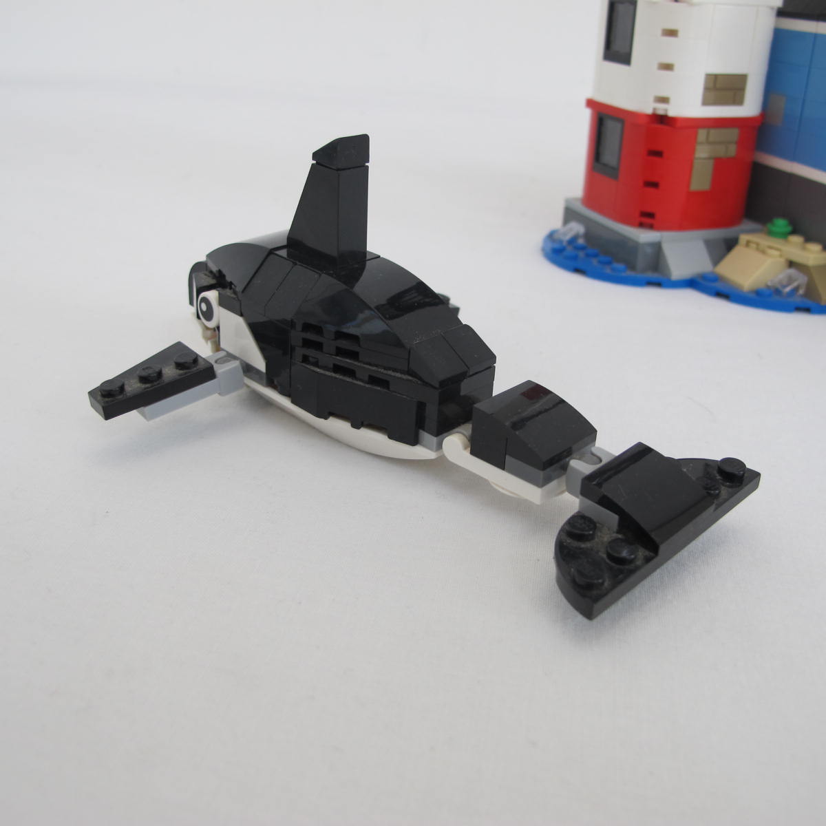 Lighthouse Point. Incomplete with instructions, no box - Image 6
