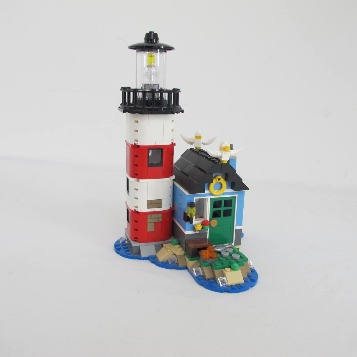 Lighthouse Point. Incomplete with instructions, no box - Image 9