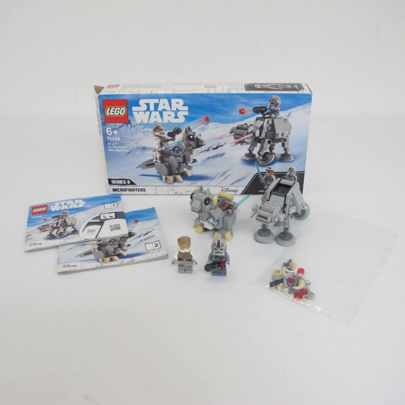 AT-AT vs Tauntaun Microfighters. Complete with instructions and box