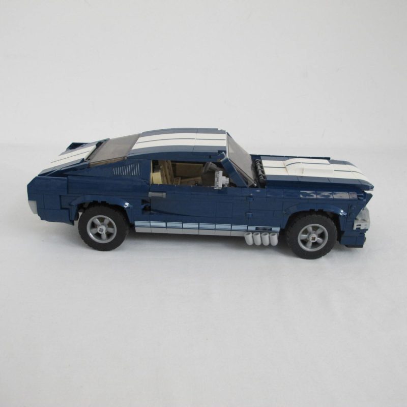 Ford Mustang. Incomplete without instructions and box