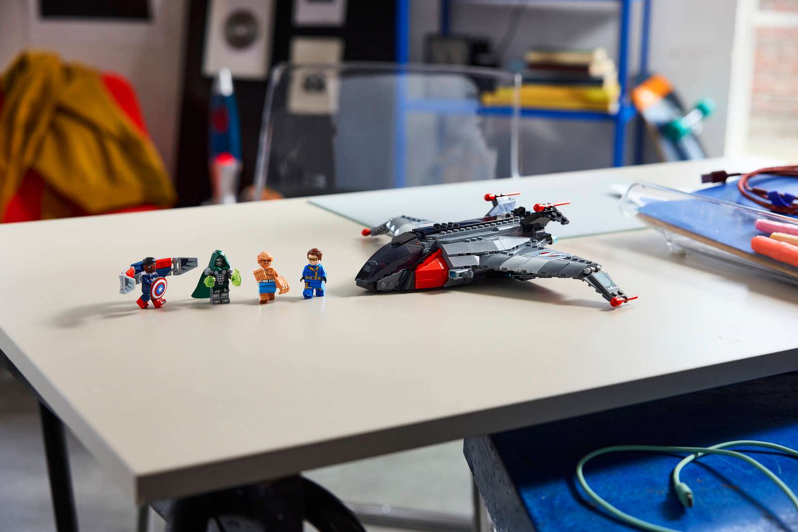 LEGO Marvel Avengers: Doomsday Quinjet 76347